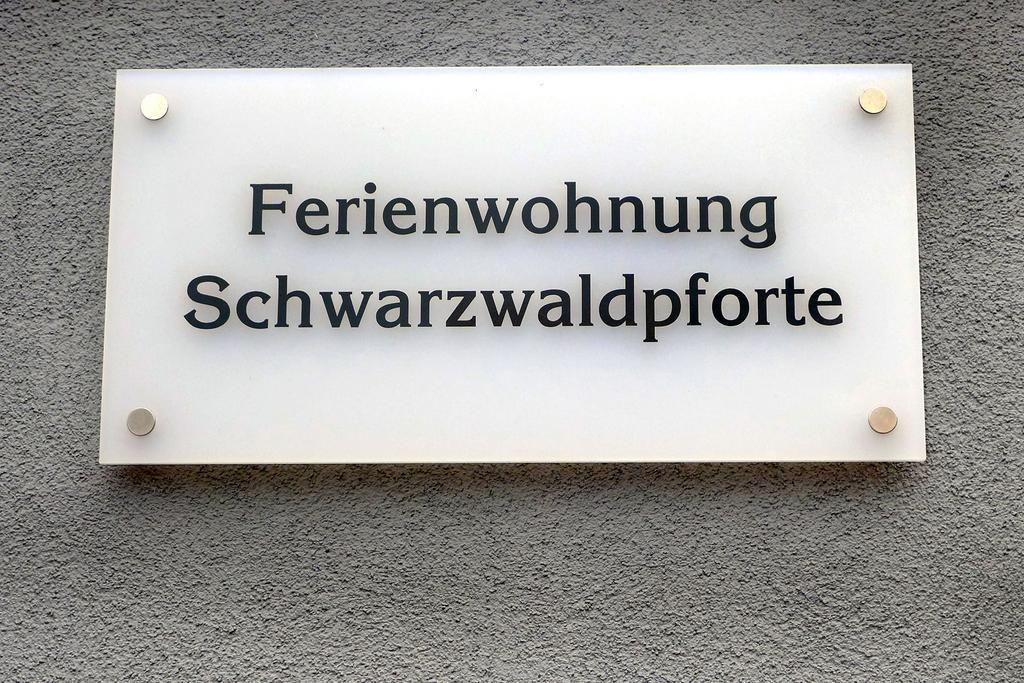 Ferienwohnungen Schwarzwaldpforte Engelsbrand Exteriör bild
